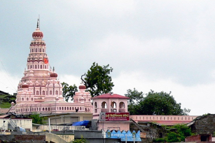 Siddhivinayak — Siddhatek (Ashtavinayak)